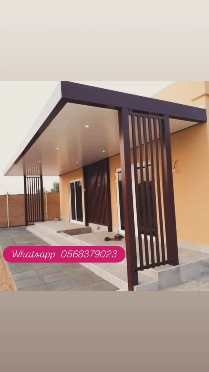 Sleek Modern Villa Entrance Canopy